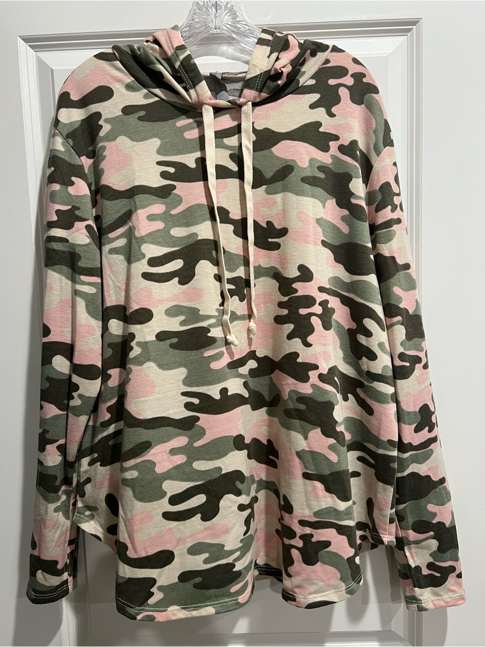 Honeyme Curvy Camo Lightweight Hoodie